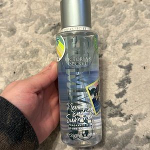 Victoria secret never ending summer mist